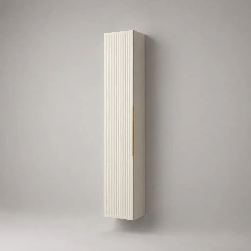 Colonne de rangement murale rectangulaire à 1 porte en MDF rainuré blanc cassé avec poignée en aluminium doré, 30 × 25 × 160 cm